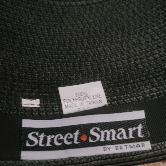 Vintage Street Smart‎ by Betmar Black Straw Kettle Brim Hat - Picture 4 of 5